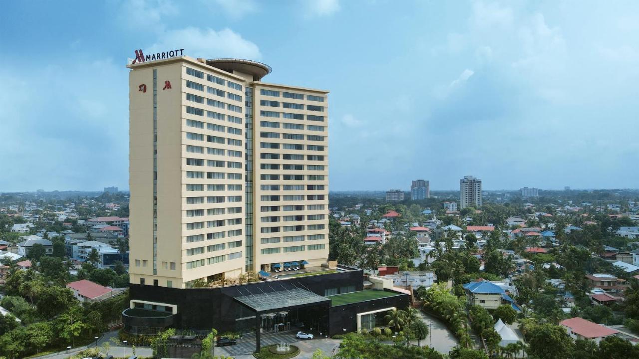 Kochi Marriott Hotel Exterior photo